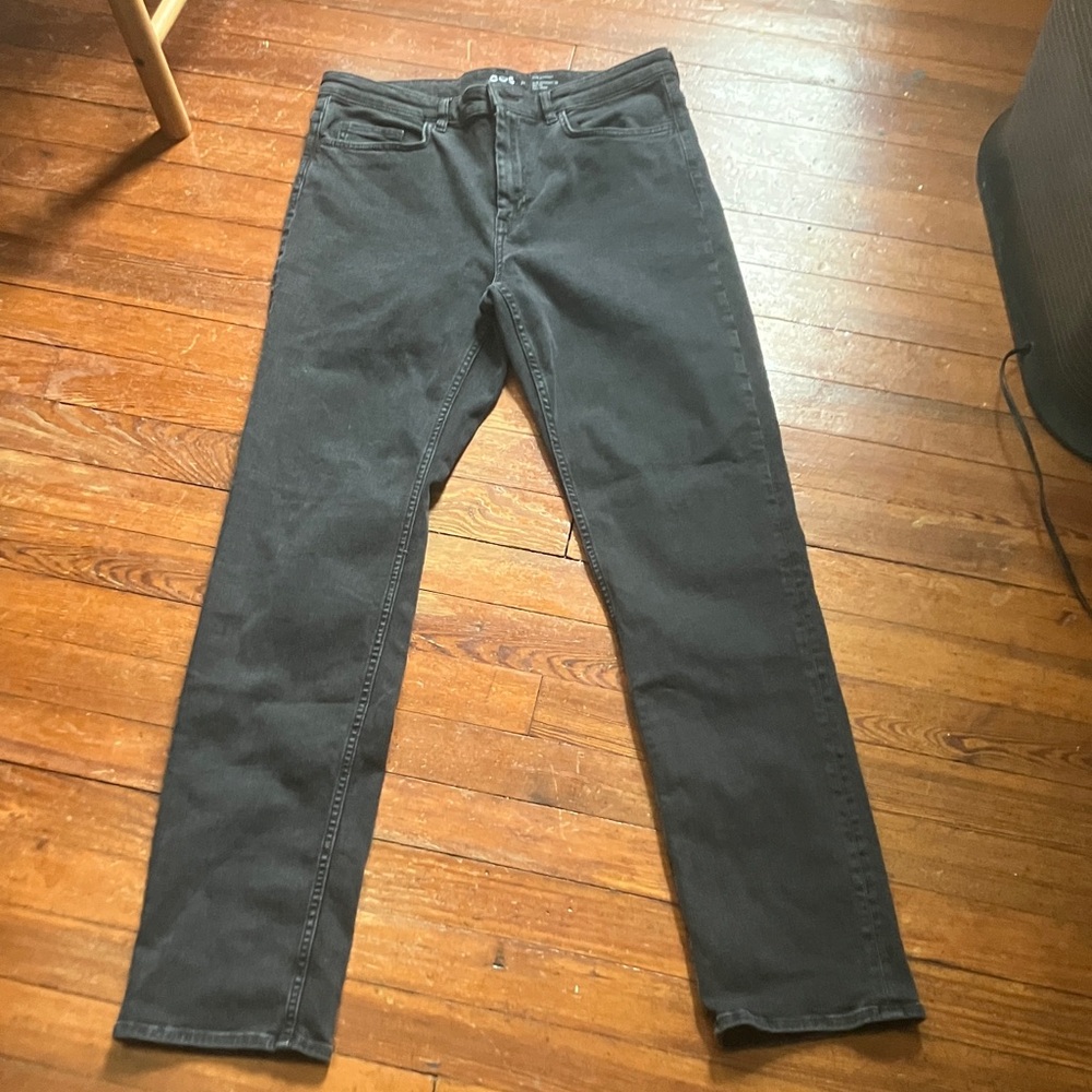 COS Men’s Slim Straight Faded Black Jeans